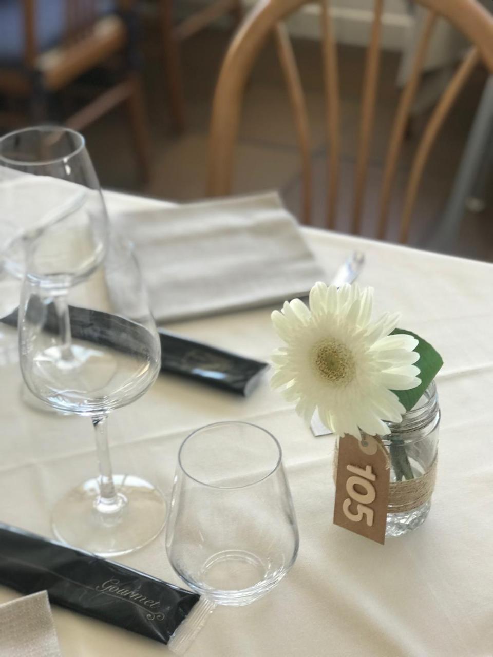 Hotel Brunella Лидо Ди Камайоре Екстериор снимка