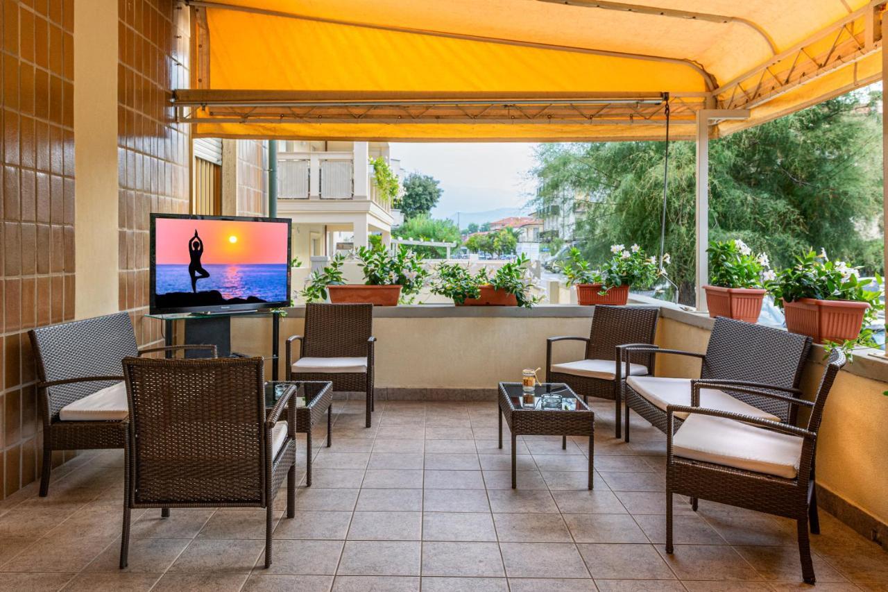 Hotel Brunella Лидо Ди Камайоре Екстериор снимка